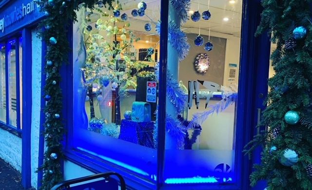 Back open for Christmas